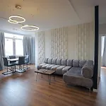 Miku Apartment-Upscale 2Bdr Apartment With A Spectacular View